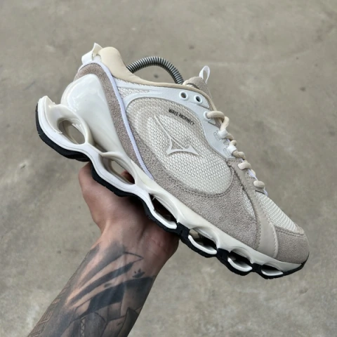 Mizuno Prophecy Beta 2